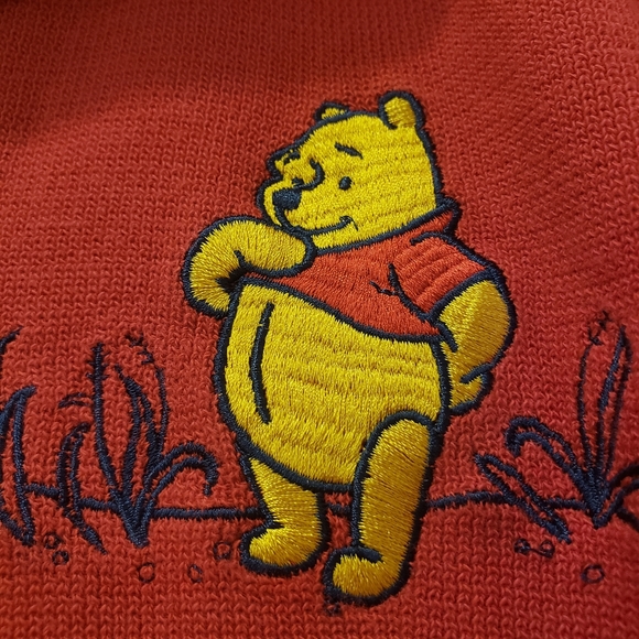 Disney Store Winnie the Pooh & Piglet Sweater Pullover Zip Embroidered Red M - Picture 7 of 8